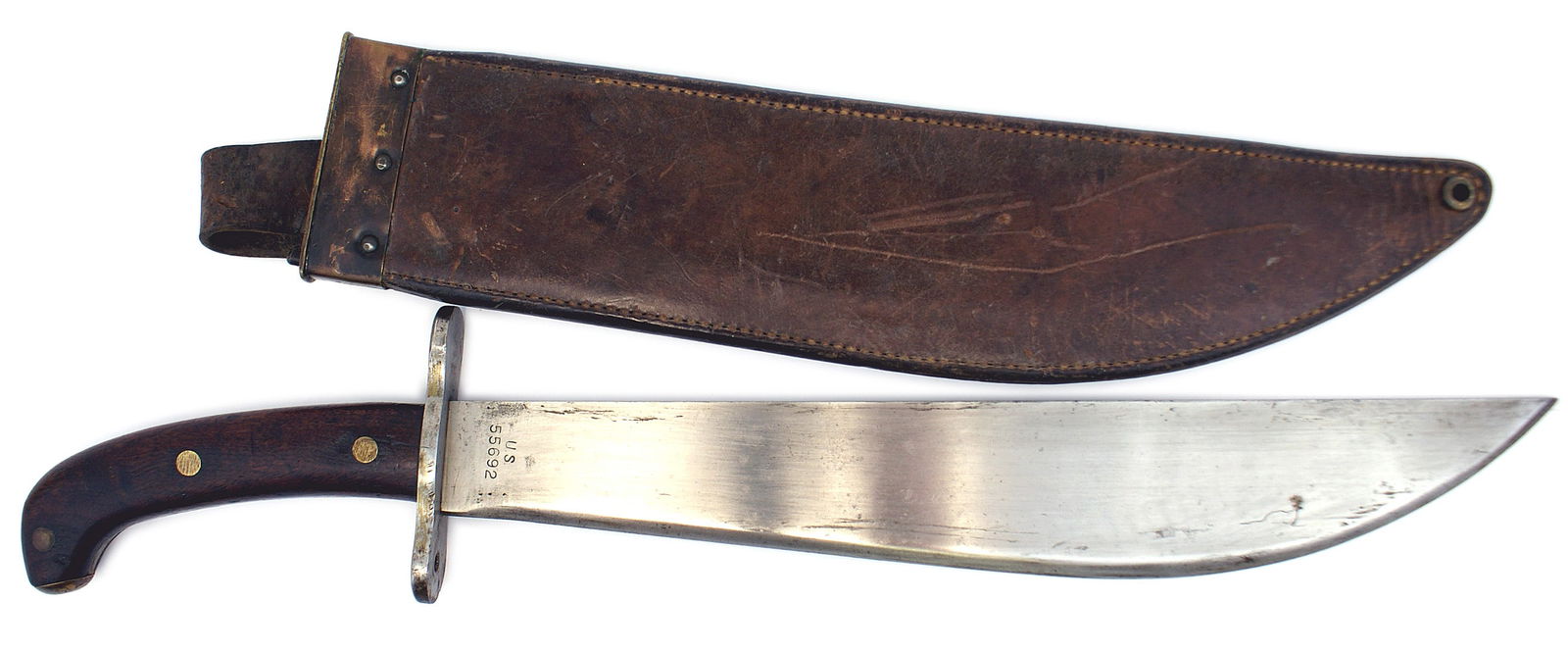 US Model 1909 Bolo knife: D-035 U.S. Model 1909 Bolo knife. Bright 14" blade marked "PLUMB PHILA 1917" and flaming grenade, also "US # 55692" on opposite side. Curved wood grip with three brass rivets. Original leather scabbar
