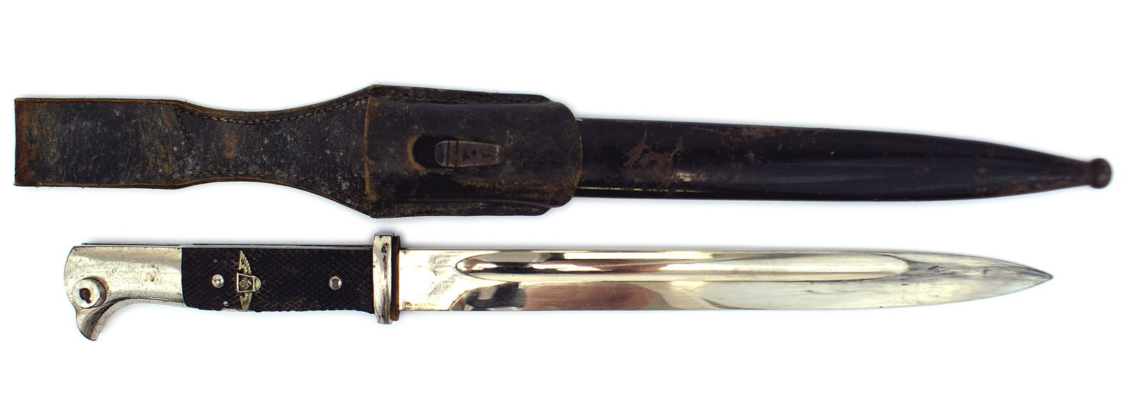 German WWII K 98 Parade dress bayonet: D-055 German WWII K-98 Parade dress bayonet. Nickeled fittings with a pronounced eagle-head pommel (minute dimples). Black bakelite grips with an added SA reserves insignia. Variant short crossguard.