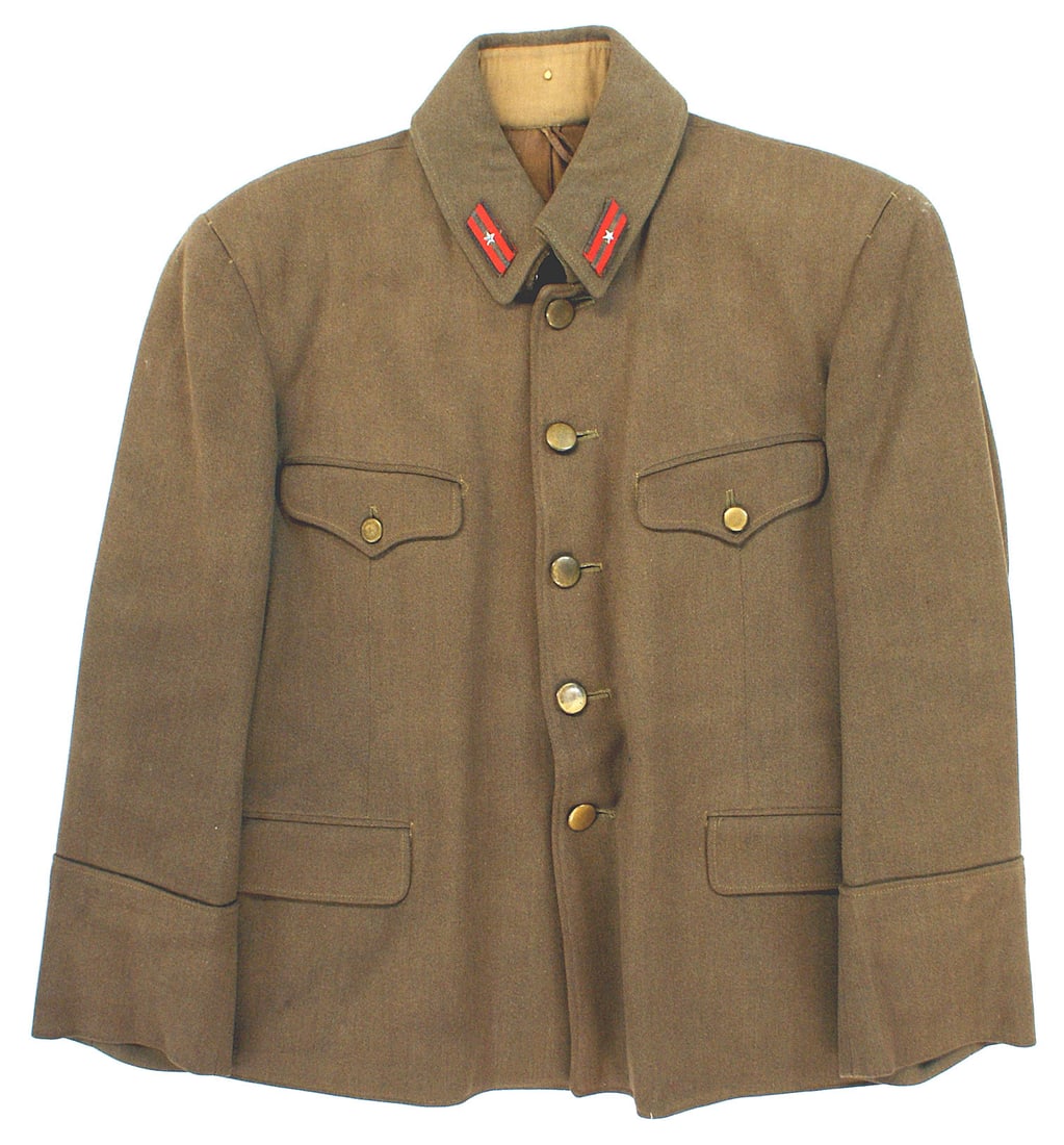 Japanese WWII Army M98 officer tunic: F-024 Japanese WWII Army M98 officer's tunic. Fine OD wool four ("hidden") pocket type. 2nd Lieutenant collar tabs (gold cord borders with a star and gold "tape" stripe on a red field). Five flat age 