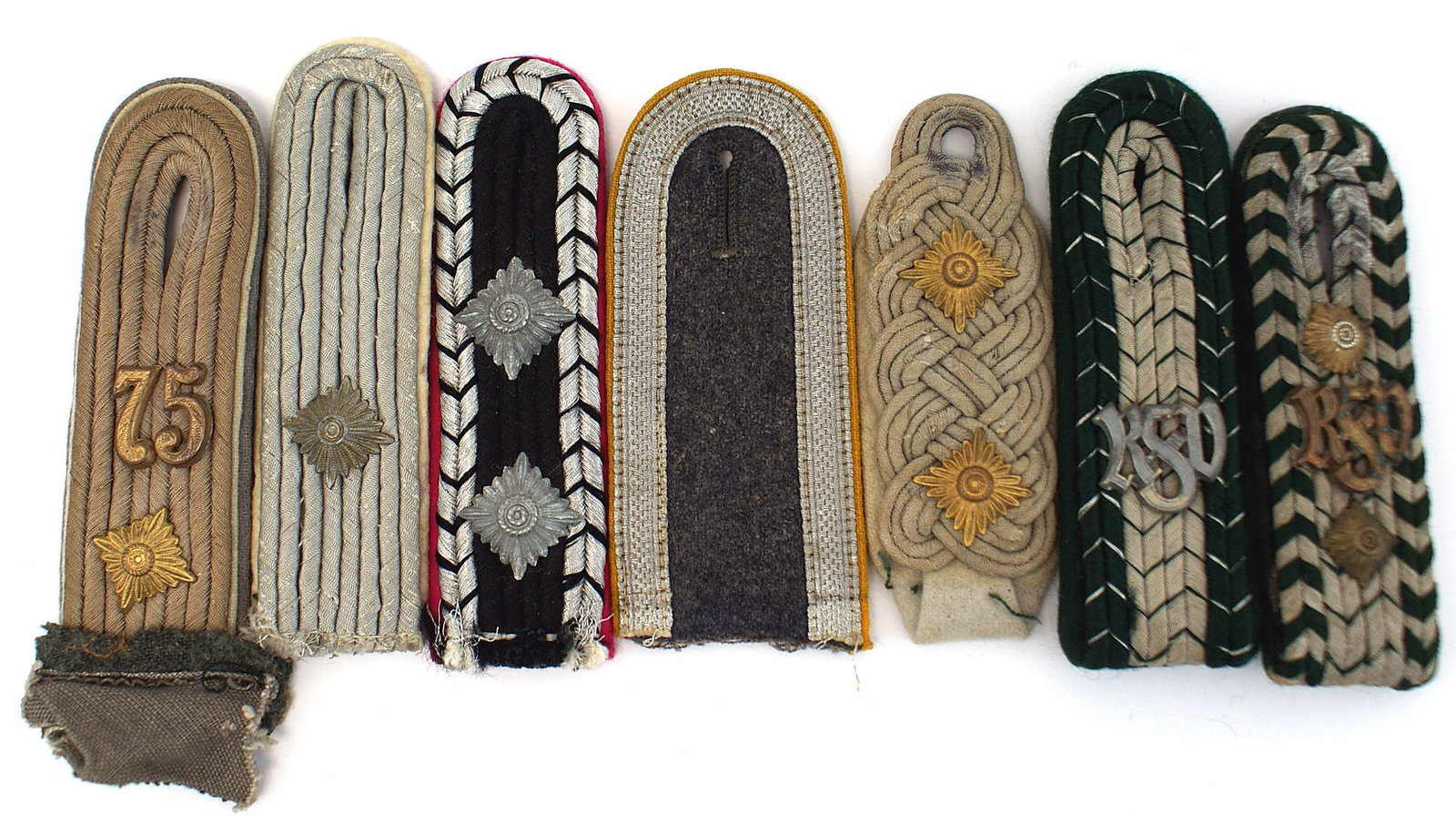 7 German WWII single shoulder boards Luftwaffe: H-028 Lot of 7 German Third-Reich/WWII single shoulder boards: (1) Luftwaffe Unteroffizier Flight, S.I. (2) Fire Protection Police - Hauptwachtmeister S.I. (3) Customs Zollbetriebs - Assistant (with "