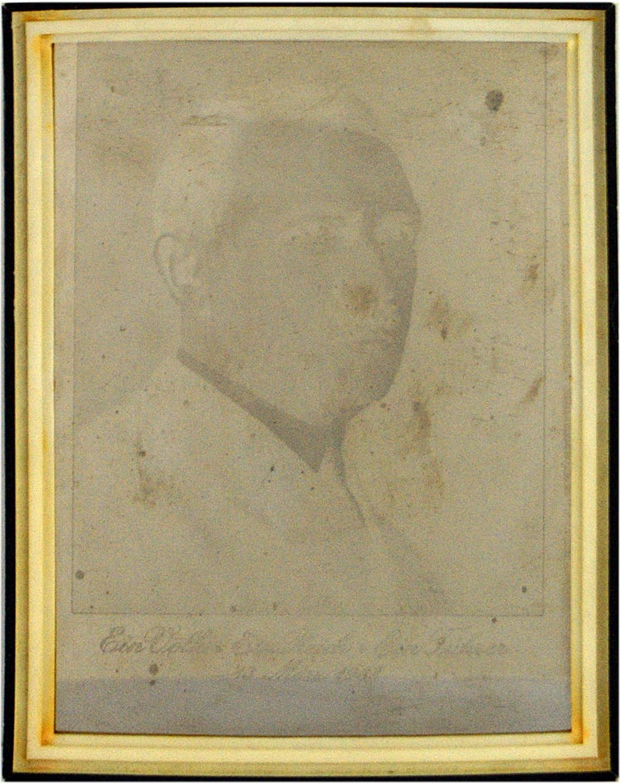 German WWII mirror with Adolf Hitler: H-081 German Third-Reich mirror with a subdued photo portrait of Adolf Hitler with "Ein Volk - Ein Reich - Ein Fuhrer - 13. Marz 1938". White plastic frame. 7 1/2" x 5 1/4". II