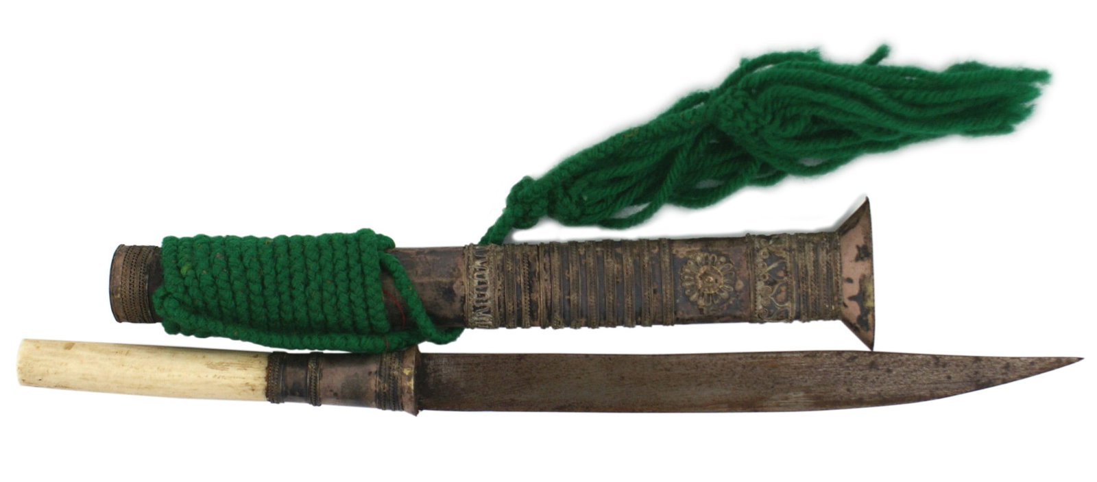 Burmese Dha the national edged weapon dagger (1 of 2)