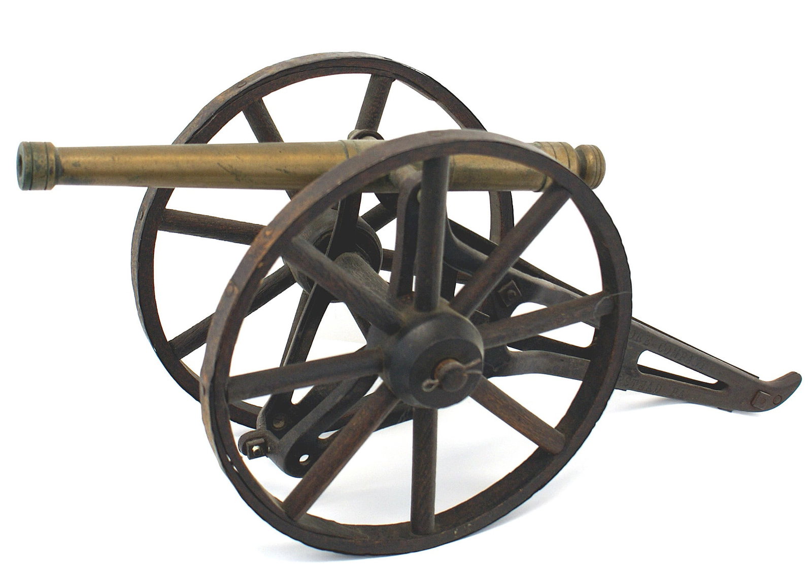 Model of a Civil War siege type rifle cannon (1 of 2)