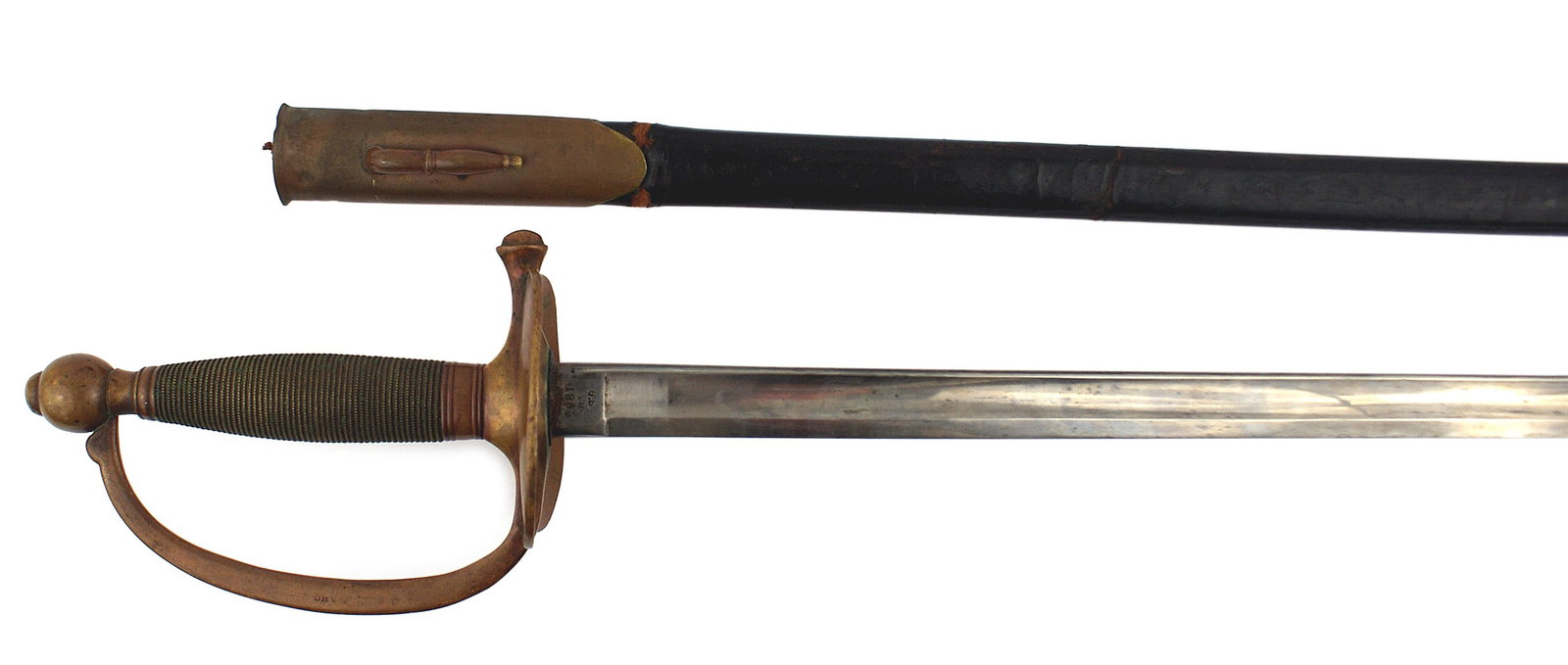 US Civil War used M1840 NCO sword: K-022 U.S. Civil War used M1840 Non Commissioned Officer's sword. Brass cast hilt with a ball pommel, ribbed hilt (imitating wire wrapping) and knuckle-bow culminating into a double kidney shaped coun