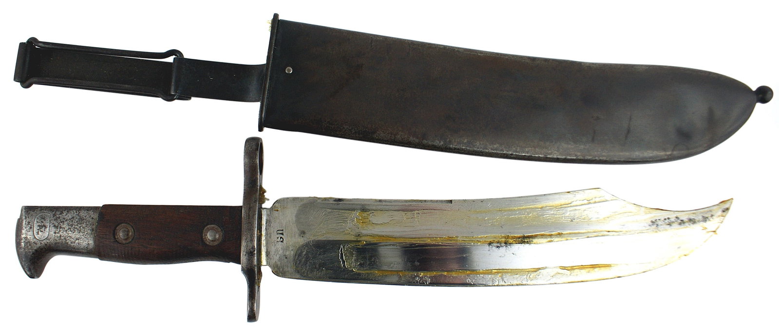 US M1898 Krag Bowie bayonet: K-113 US M1898 Krag "Bowie" bayonet. Clean steel "bird head" pommel and crossguard/muzzle ring. Wood grips, curved 9 1/8" blade (small "scattered dark spotting") with a "clipped point". Marked "U.S." 