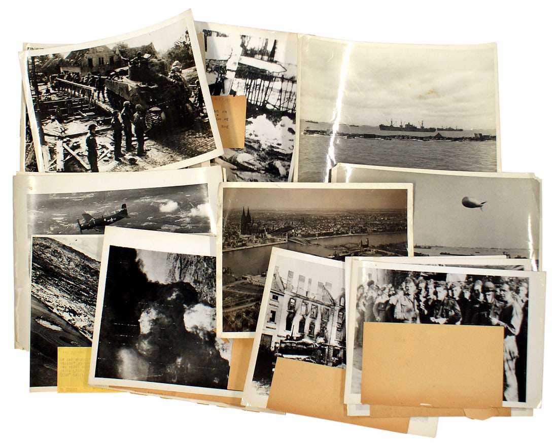 Lot of 17 ACME WWII photos (1 of 1)