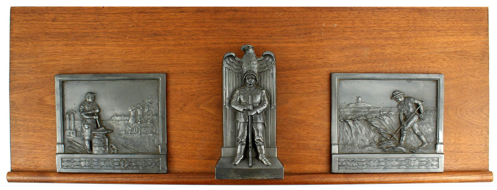 German WWII patriotism plaques workers army: G-006 German Third Reich use of Nationalism/Patriotism to help gain the attention of the German people. As in all dictatorships, art and culture are captured and influenced to win over minds. A tripty