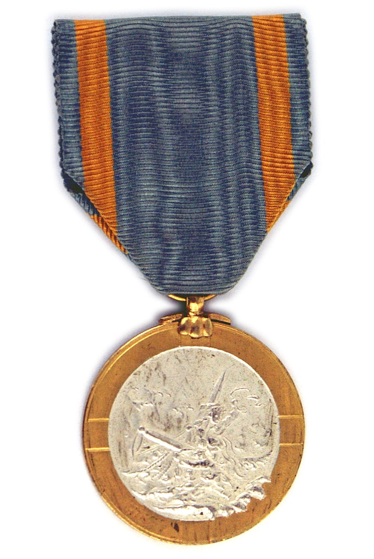 Japan Imperial Sea Disaster Rescue Medal Gold: B-163 Japan. Imperial Sea Disaster Rescue Society Medal - Gold, Obverse scene of a sea rescue. Silver medal with a gold band perimeter. Silk ribbon. II+