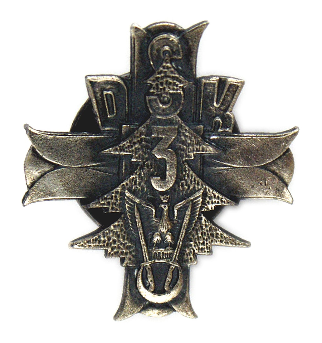 Poland 3rd Carpathian Rifle Monte Cassino Cross: B-190 Poland 3rd Carpathian Rifle Division. Monte Cassino Cross with pine trees, crowned eagle, two bayonets, half-moon, TOBRUK and "DSK 3". Screw post on reverse with Polish maker on spinner. Unit fo