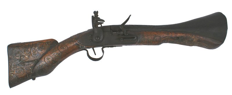 Turkish Flintlock Blunderbus pistol gun rifle: R-19 Turkish Flintlock Blunderbus. 10" script decorated engraved flared barrel with a 3" diameter muzzle. Lock and hammer were probably copied from a Circa 1800 French weapon. Iron trigger guard, side