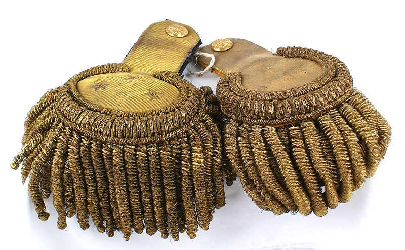 Lot of 2 Imperial Russian Dragoons epaulette: F-104 Lot of 2 Imperial Russian General Major Garde Dragoons epaulette. Circa 1890-1900. Flat gold wire tops with outlines of 3 gold stars - indicating rank. "Banjo" shape with a double row of 4" long