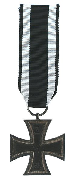 German WWI 1914 Iron Cross 2nd Class: B-008 German WWI 1914 Iron Cross 2nd Class. Ring stamped "KO". Dark patina on silver frame. Replaced contemporary ribbon. II