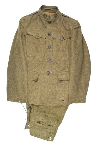 U.S. WWI Trench Mortar EM uniform: F-022 U.S. WWI Trench Mortar E.M. uniform: Wool four-pocket stand-up collar tunic. Has both collar discs - "U.S." and "TM" above crossed cannons. Excellent condition except for small moth nips at the