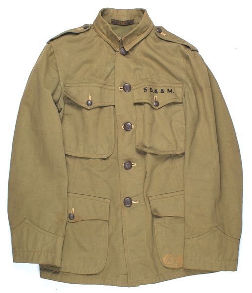 U.S. WWI Georgia 5th Dept. of War tunic: F-056 U.S. WWI Georgia 5th Dept. of war Administration and Management. Standard cut tunic with 4 pockets and Marine Corps type cuffs. Embroidered "5 D.A. & M" on flap of left chest pocket. Five large 