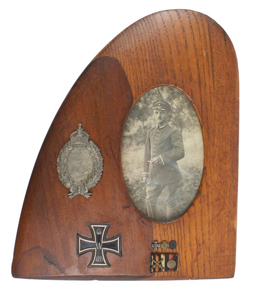 Impressive German WWI propeller frame: S-111 Impressive German WWI propeller tip frame displaying a period photo of Lt. Walter Schmidt of Heavy Bomber Squadron 501. The frame also is mounted with his awards - a Prussian Pilot's Badge (silv