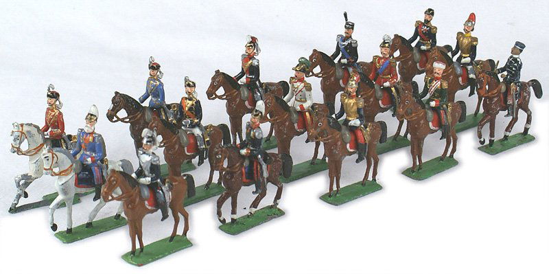 Imperial German Heyde Dresden toy soldiers: H-095 Imperial German Heyde (Dresden) original circa 1900 lead soldiers. Lot of 14 Imperial mounted Monarchs - for review of the German Army. Consists of six German figures (Bavarian monarch and five