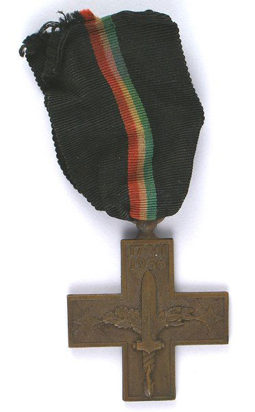 Italy 1936 Spanish Campaign Cross: B-485 Italy. 1936 Spanish Campaign Cross. Bronze. Obverse bears a broad sword and a spray of oak/laurel leaves. II