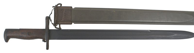 U.S. M1903 bayonet: D-051 U.S. M1903 bayonet. Darkened metal pommel and crossguard/muzzle ring. Ribbed wood grips. Excellent parkerized 16" blade marked "US", "649591", also "SA" over a flaming grenade and "1918". Green 