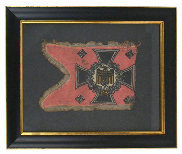 German WWII Panzer Battalion pennant: H-113 German WWII Panzer Battalion "swallow-tail" table standard. 5" x 7 1/4". Pink background with a printed gray outlined Iron Cross and oak leaf wreath holding a gilt and black eagle/swastika. Tilt