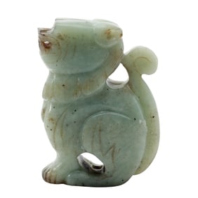 Vintage Hand-Carved Celadon Jade Foo Dog Toggle: Chinese Guardian Lion