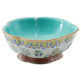 Famille Rose Lotus Bowl: Hand-Painted Chinese Porcelain, Turquoise Interior (c. 1900-1930)