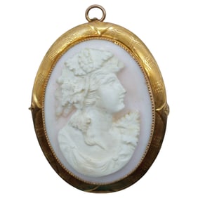 Vintage 10K Gold Shell Cameo Brooch Pendant