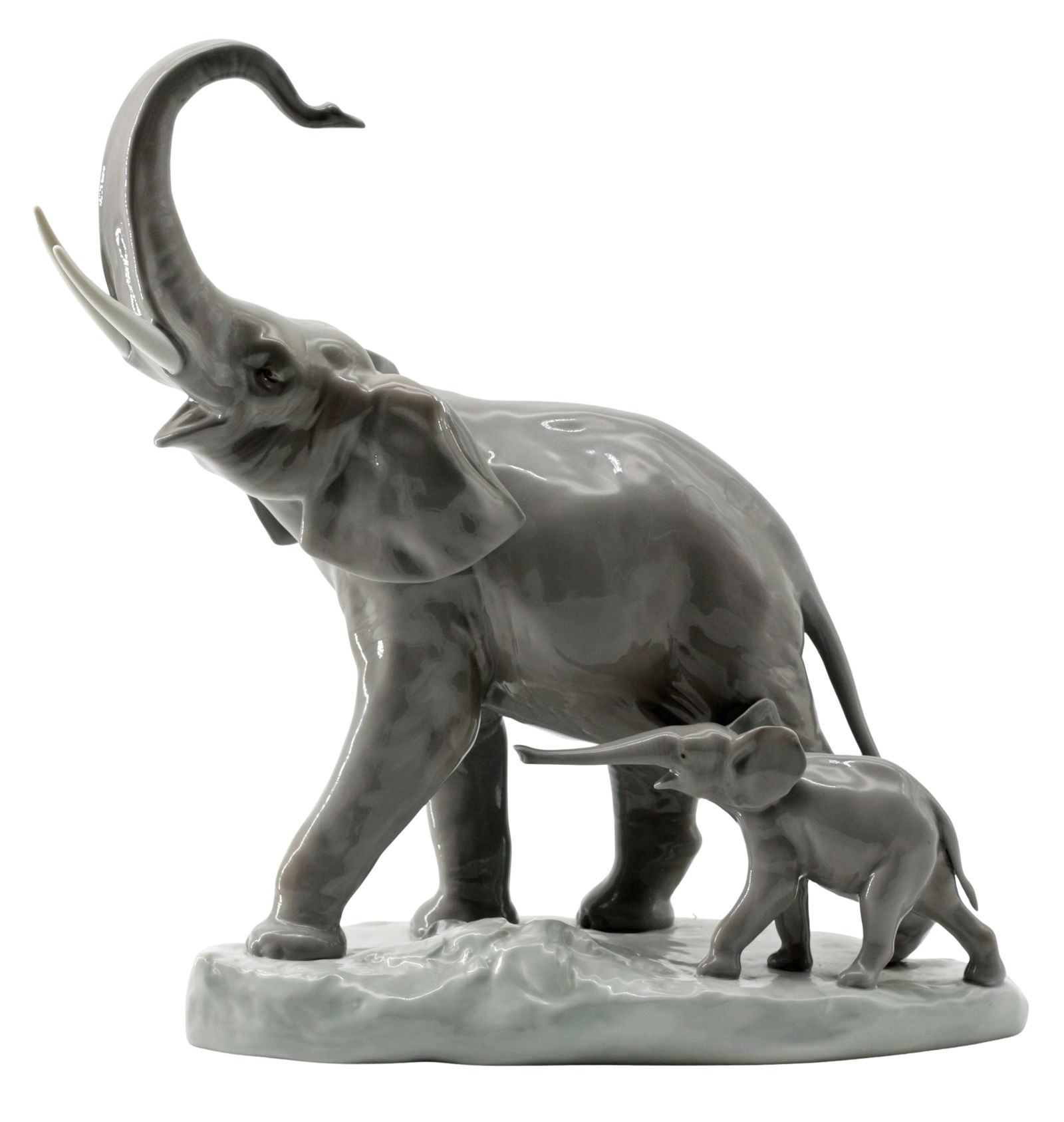Vintage Lladro Two Elephant Group (1 of 4)