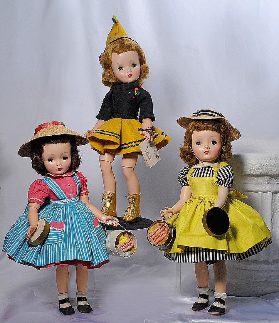 69.  HARD PLASTIC ALEXANDER "BINNIE WALKER" IN RARE (1 of 2)