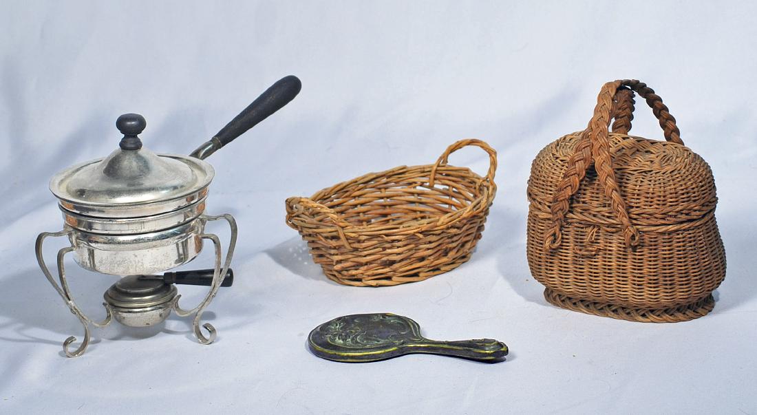 268.  DOLL ACCESSORY GROUP.  Includes:  Silver chafing (1 of 1)