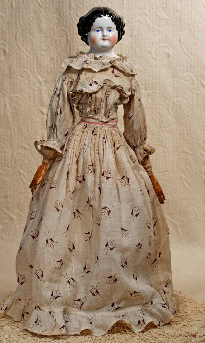 GERMAN CHINA LADY (1 of 2)