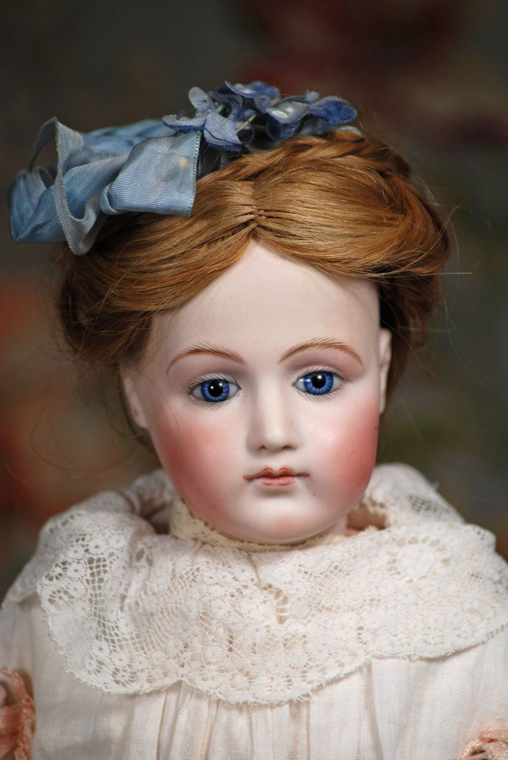 FRENCH BISQUE JUMEAU POUPEE WITH LOVELY PORTRAIT FACE (1 of 2)
