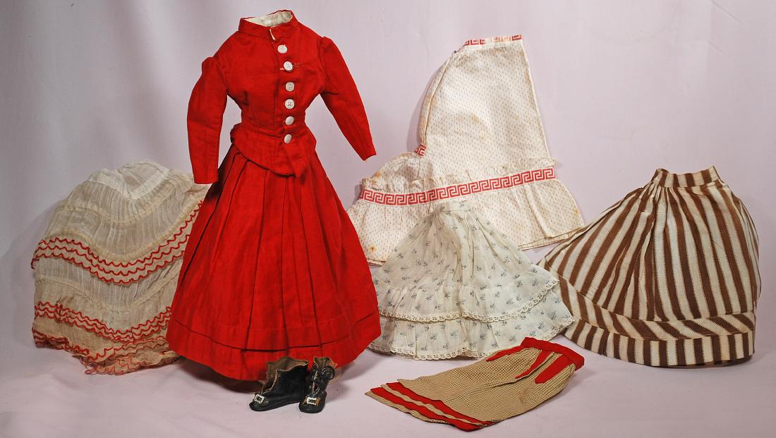 220-B. FASHION DOLL CLOTHING & SHOES. Includes: (1 of 1)