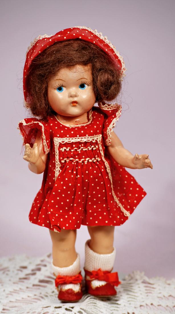 274. VOGUE GINNY 1943 TODDLES #046. Marks: Vogue. 8". (1 of 1)