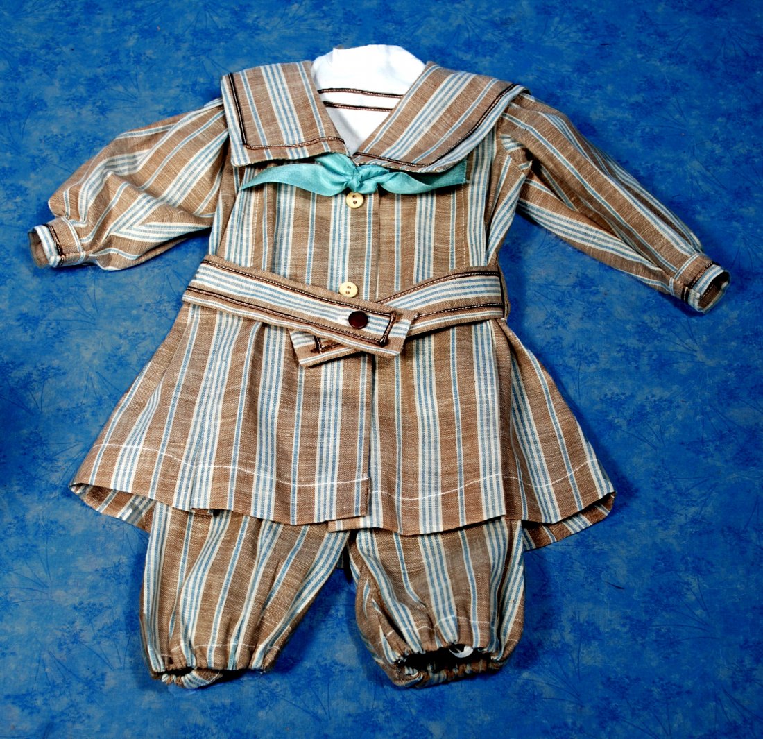 SCHOENHUT BOY’S DOLL SUIT. (1 of 1)