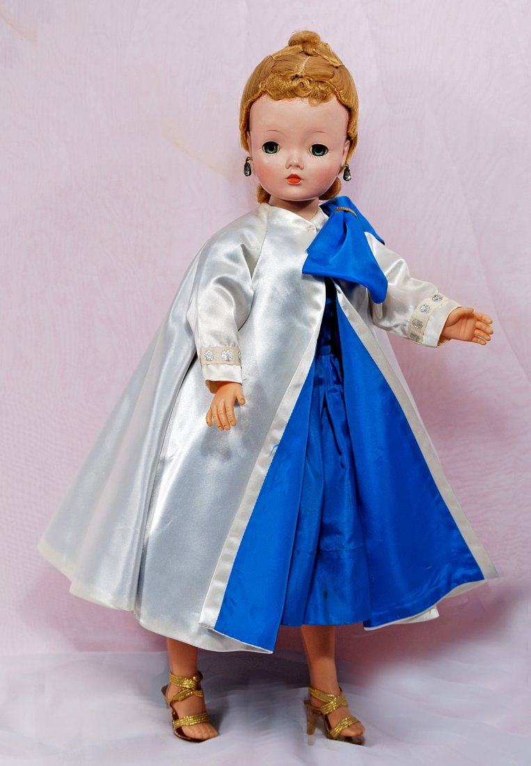 GORGEOUS ALEXANDER "CISSY TEAL BLUE THEATRE COSTUME" (1 of 1)