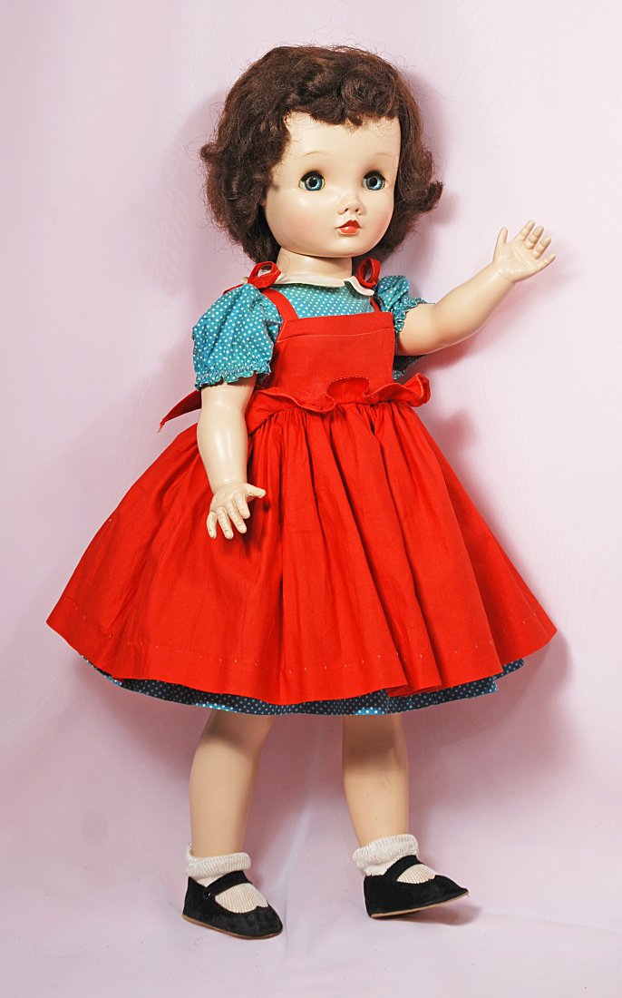 ALEXANDER HARD PLASTIC "BINNIE WALKER" (1 of 1)