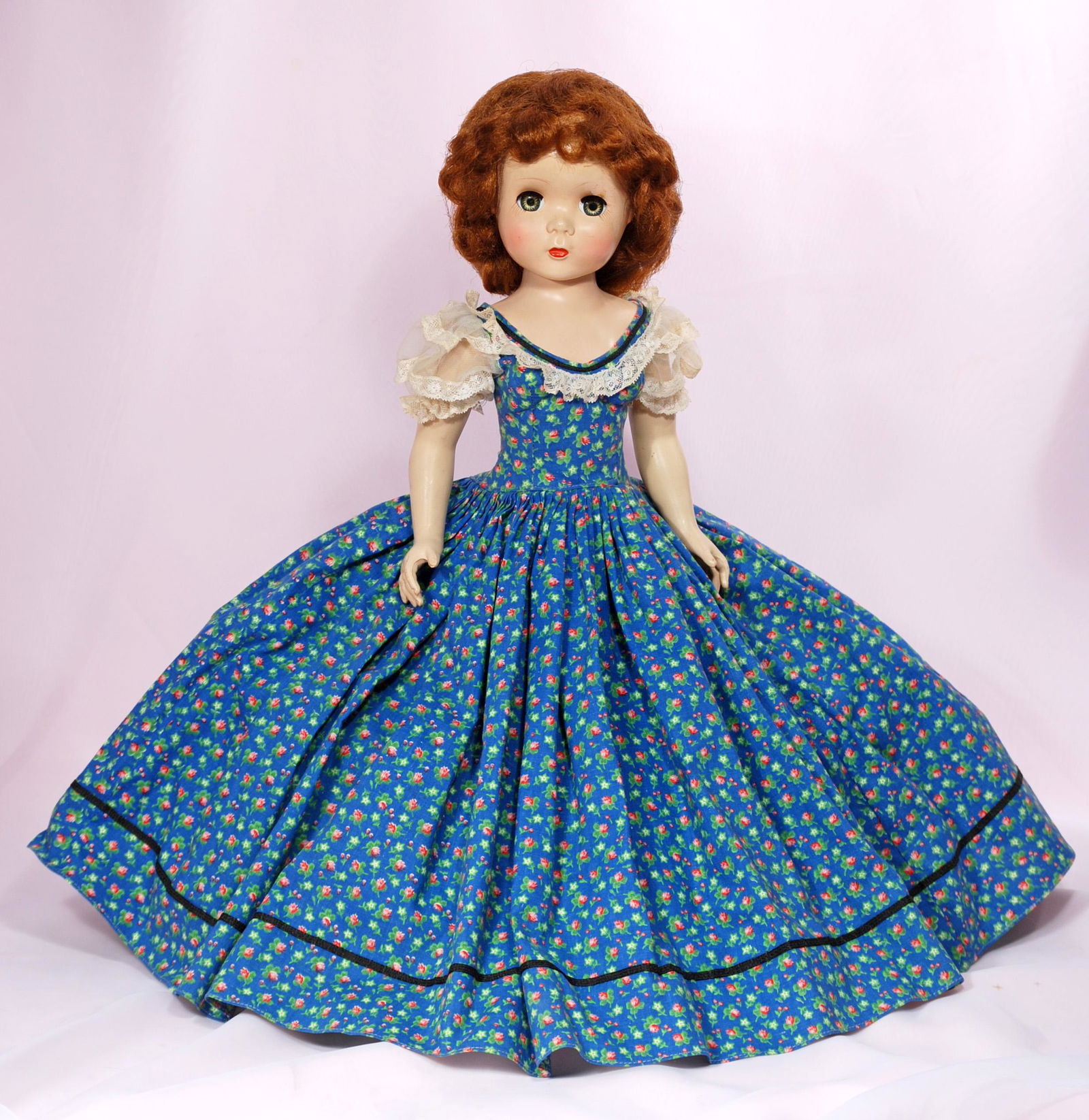 MADAME ALEXANDER GLAMOUR GIRL IN BLUE DANUBE DRESS (1 of 1)