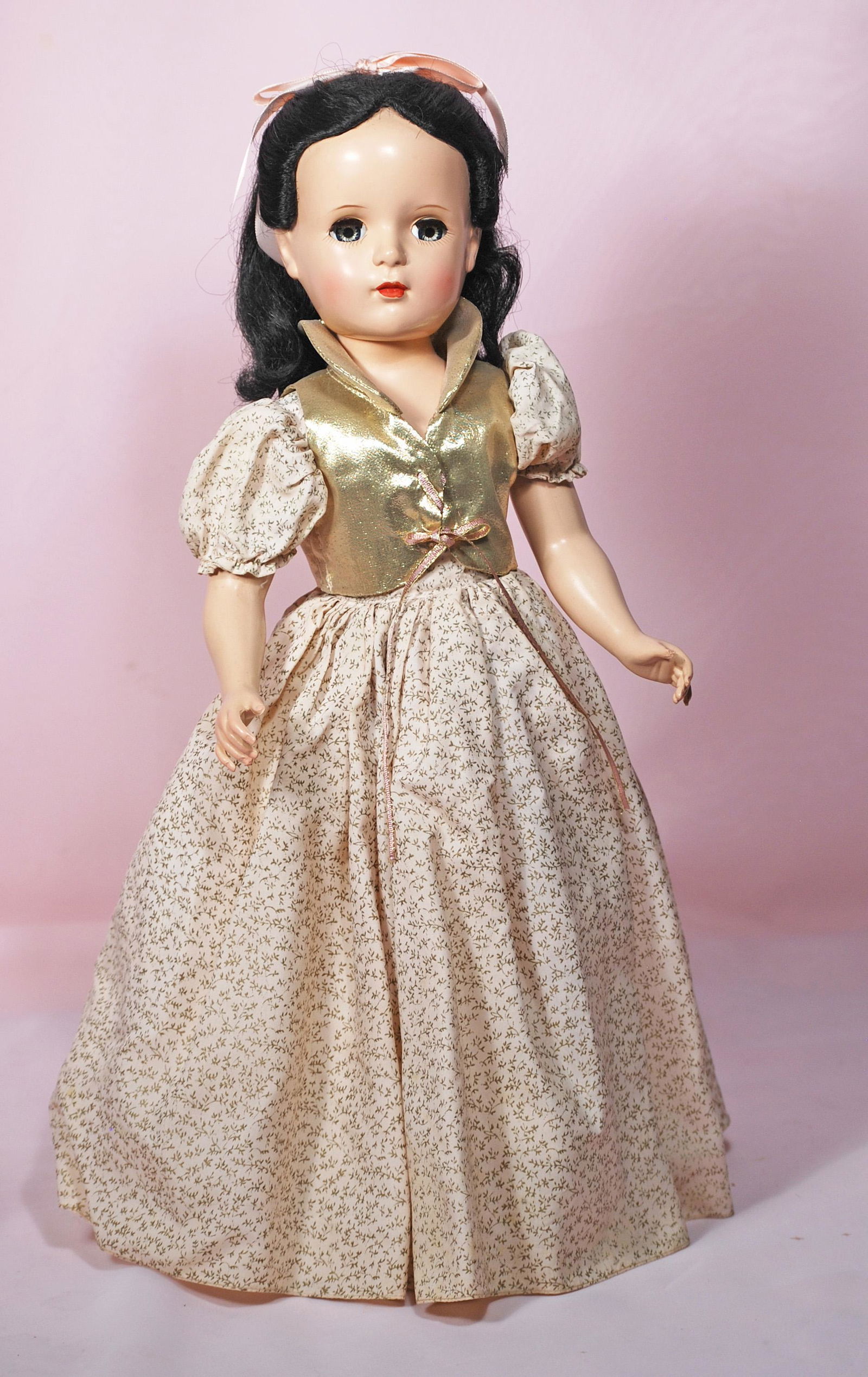 ALEXANDER "SNOW WHITE" (1 of 1)