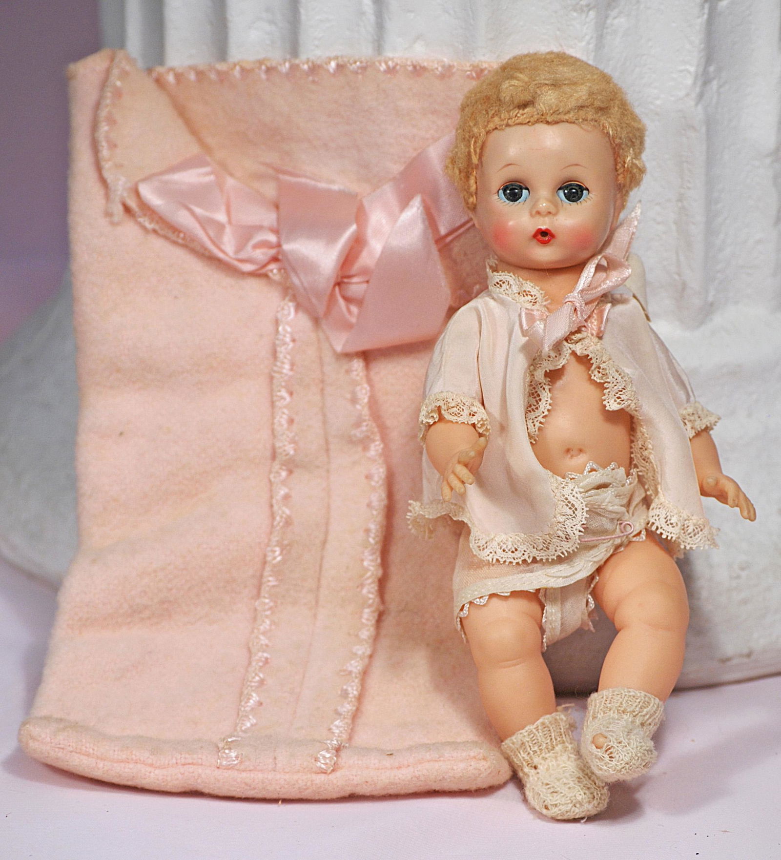 EARLY ALEXANDER "LITTLE GENIUS" WITH PINK FLANNEL (1 of 1)