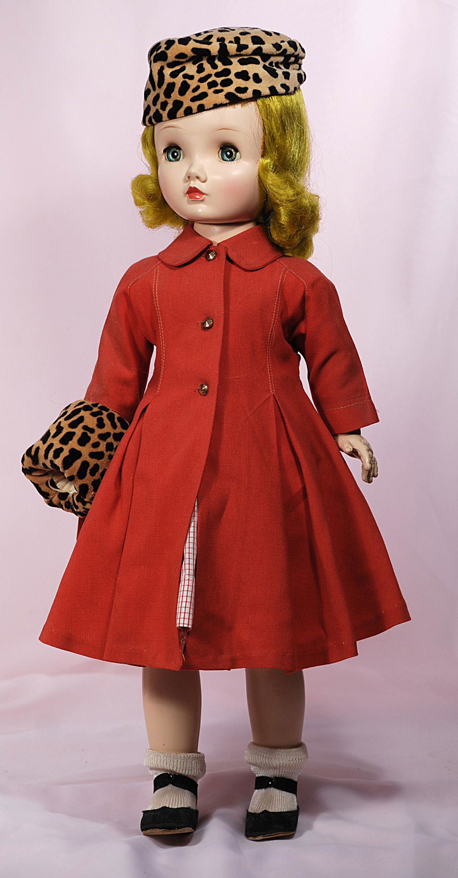 ALEXANDER HARD PLASTIC BINNIE WALKER WITH FAUX FUR (1 of 1)