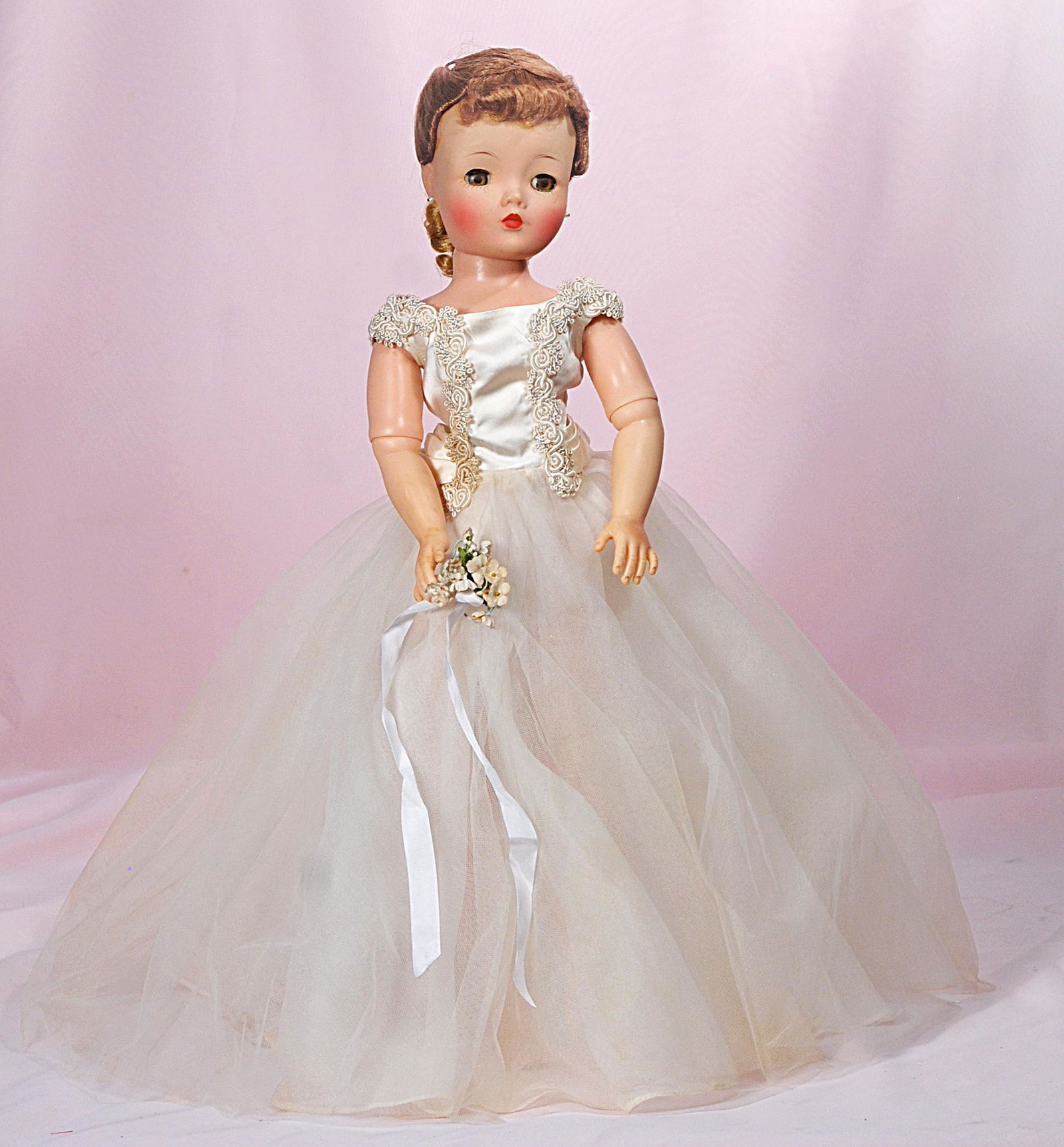 ALEXANDER BROWN-EYED CISSY BRIDE (1 of 1)