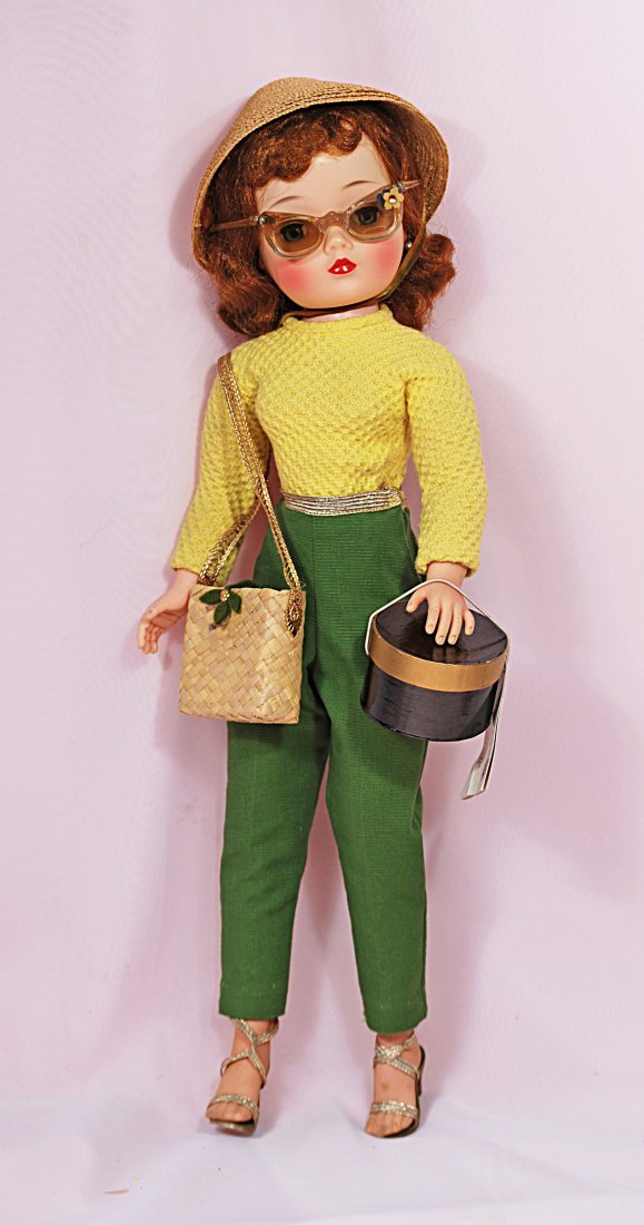 ALEXANDER 1956 RED-HAIRED "CISSY SHOPPING" IN HIGH-STYL (1 of 1)