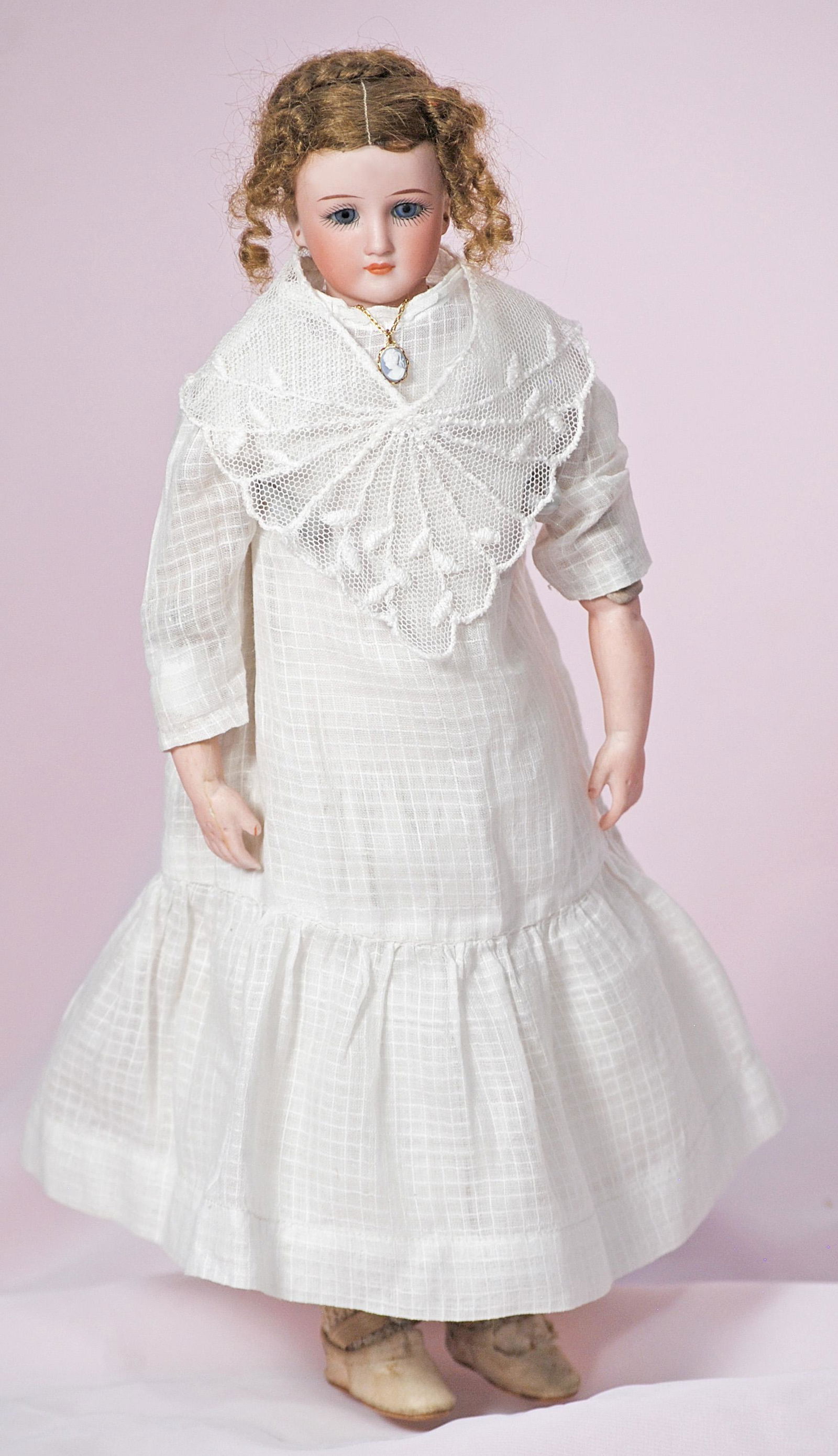 GERMAN BISQUE LADY, 1160, BY SIMON & HALBIG (1 of 1)