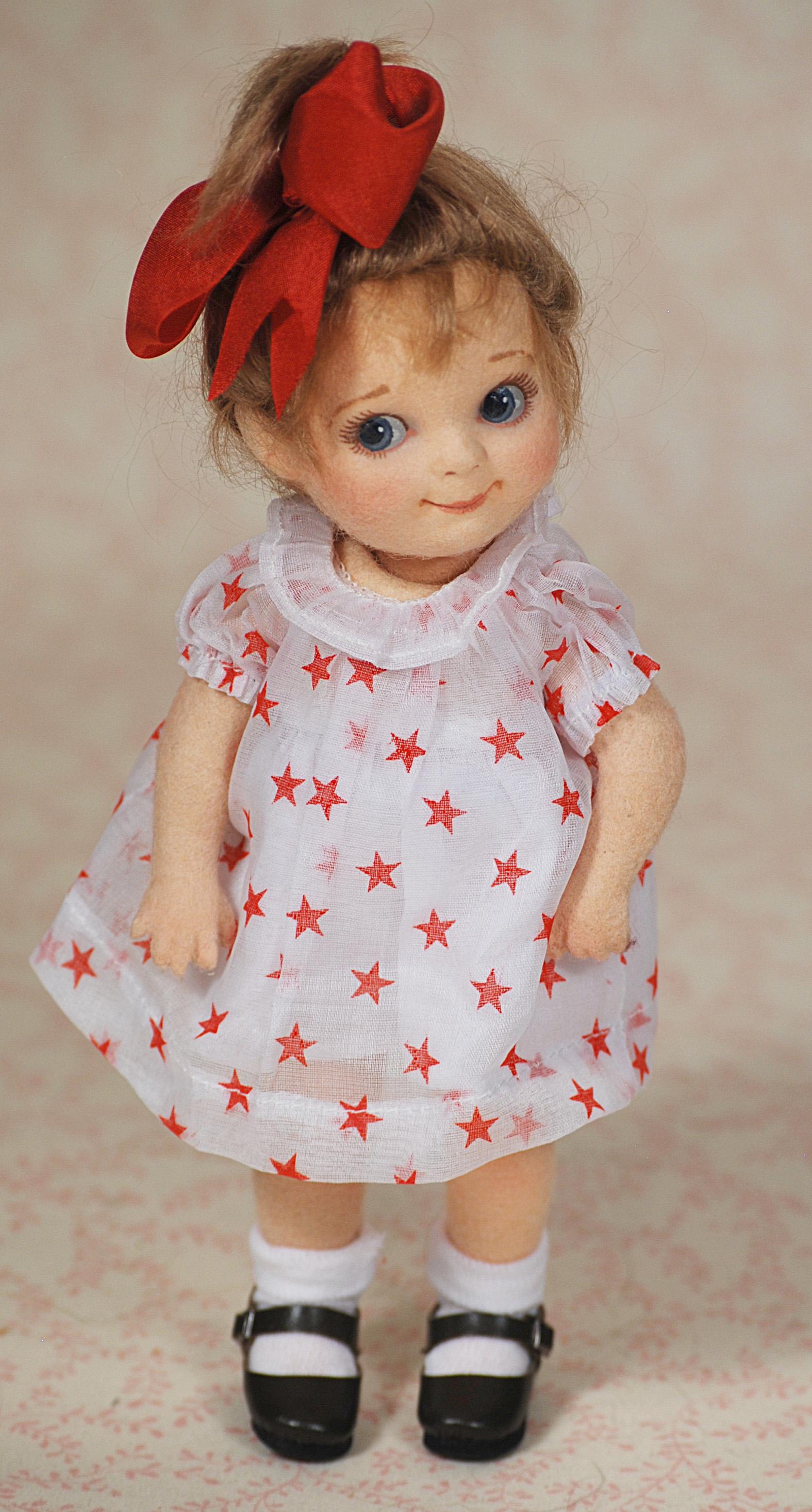 R.JOHN WRIGHT "LITTLE MISS STAR STRUCK" (1 of 1)