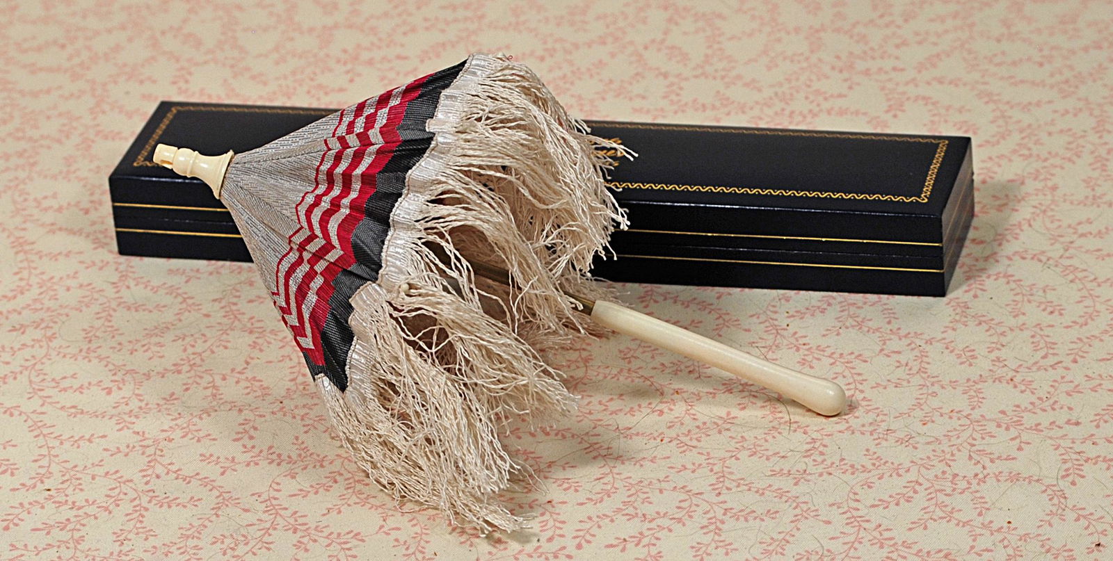 DOLL PARASOL (1 of 1)