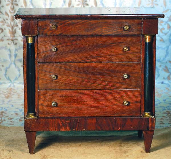 ITALIAN ANTIQUE CHEST WITH CLASSICAL STYLING. M: ITALIAN ANTIQUE CHEST WITH CLASSICAL STYLING. Marks: Made in Italy for B. Altman Co., New York. 19 ½" H. x 19 ½" W.x 11" D. Wooden chest with fine walnut veneer, one narrow drawer and three addition