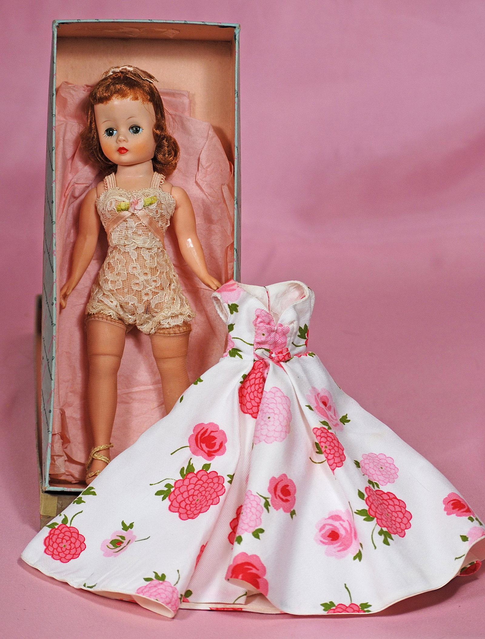 ALEXANDER CISSETTE IN CHEMISE WITH EXTRA GOWN (1 of 1)