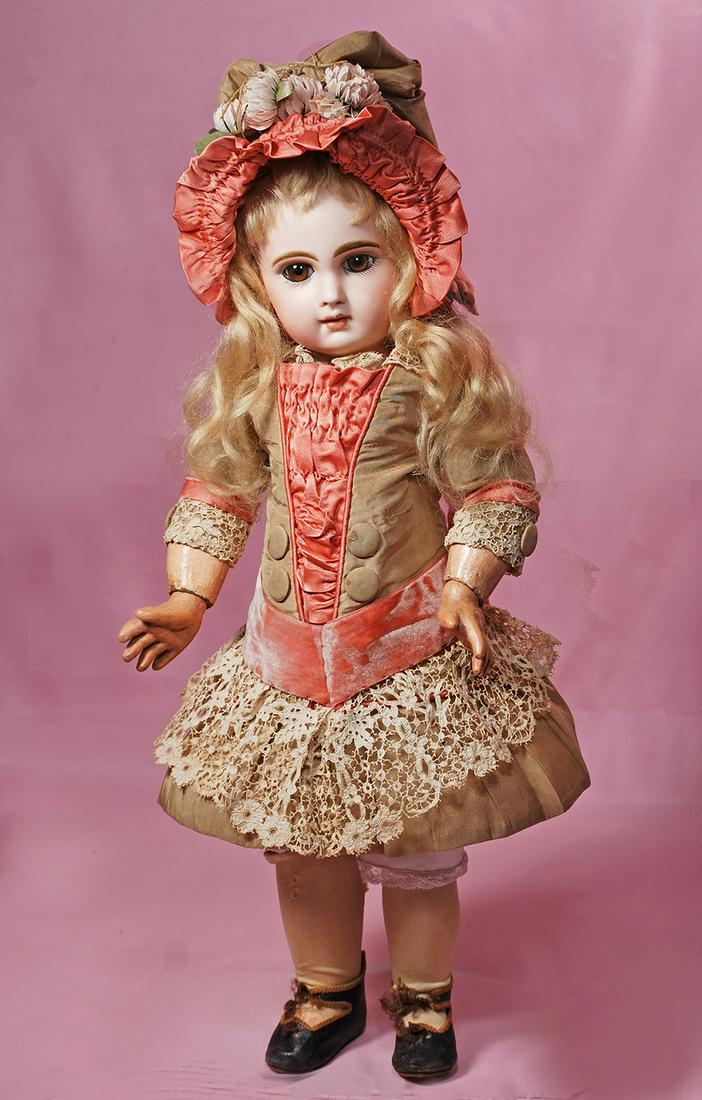 GORGEOUS FRENCH BISQUE BEBE BY EMILE JUMEAU.: GORGEOUS FRENCH BISQUE BEBE BY EMILE JUMEAU. 19". Marks: Depose Tete Jumeau 8. Bisque socket head with deep amber brown paperweight eyes, painted lashes, eyeliner, feathered and brushstroked brows, pi