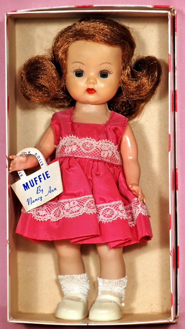 NANCY ANN STORYBOOK "MUFFIE" (1 of 1)