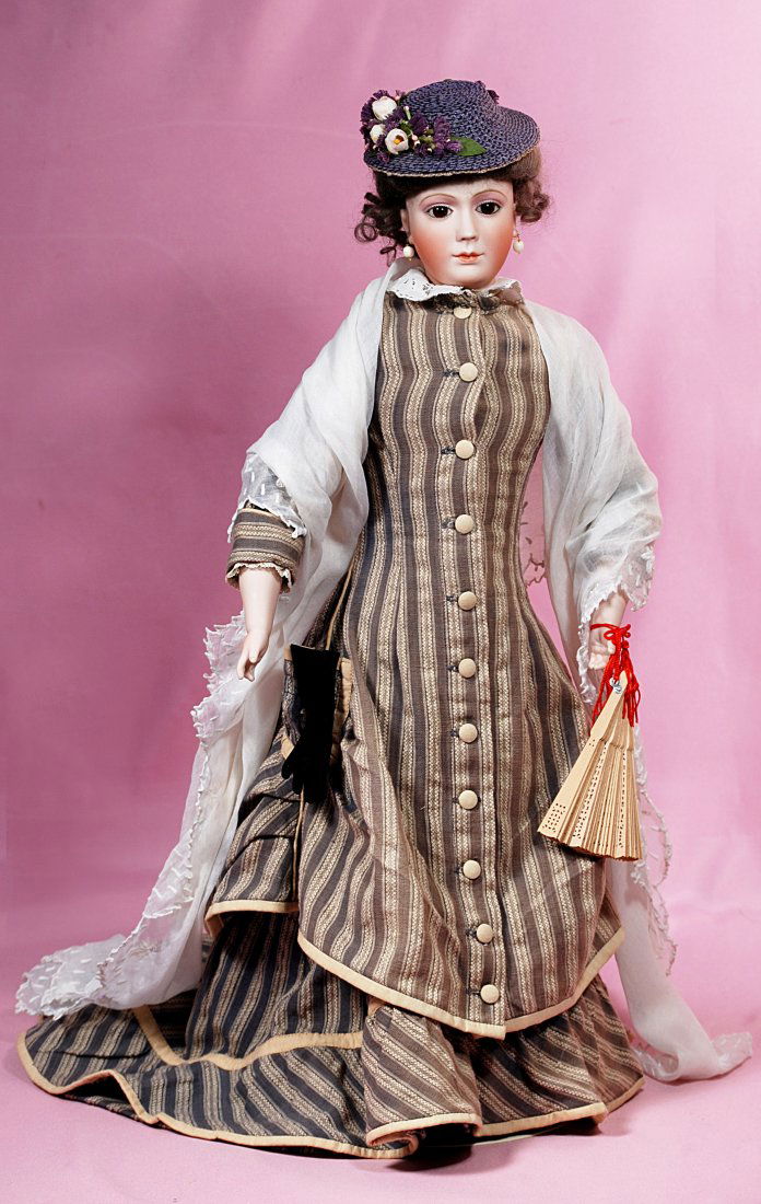 ARTIST BISQUE JUMEAU PORTRAIT POUPEE. (1 of 2)